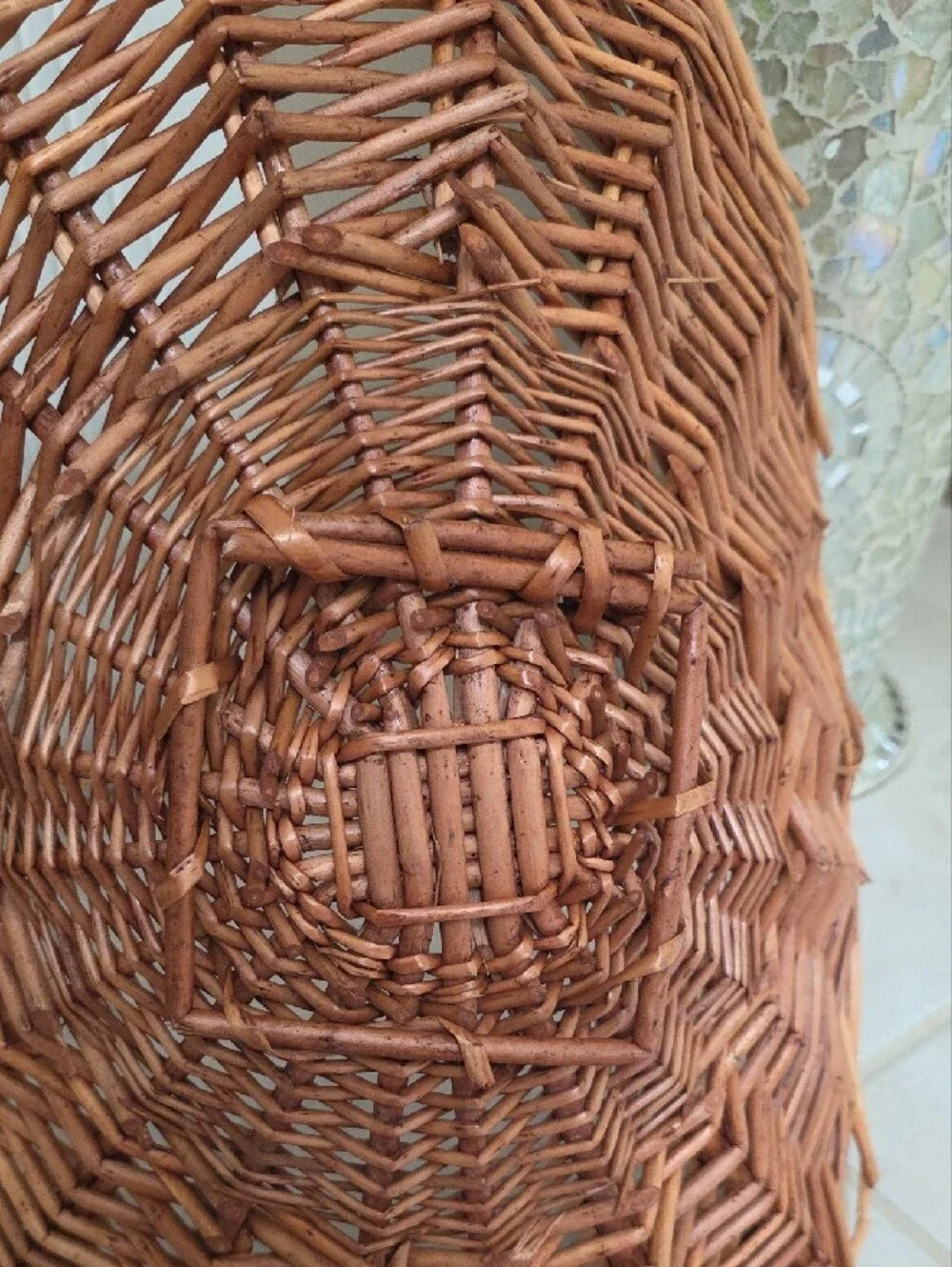 🌟💥 Woven Willow Basket in Natural Brown 💥🌟